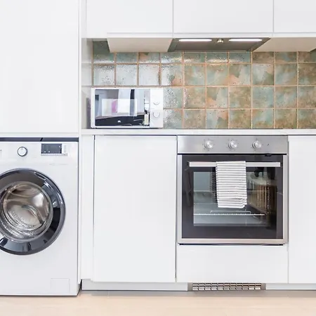 아파트 Bhost - Iceberg 타리파