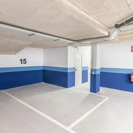 아파트 Bhost - Iceberg *