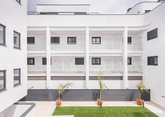 Bhost - Iceberg Apartment *